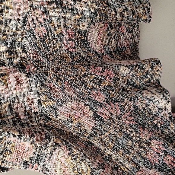 Cute long sleeve, very good condition. - Picture 3 of 5